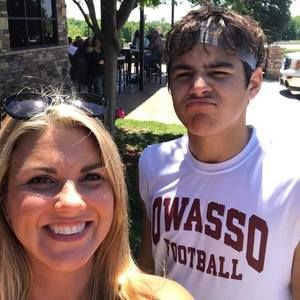 Meet your Posher, Robyn